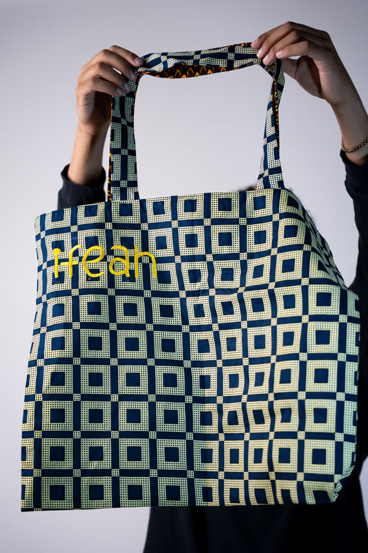 Ifean versa Contrast